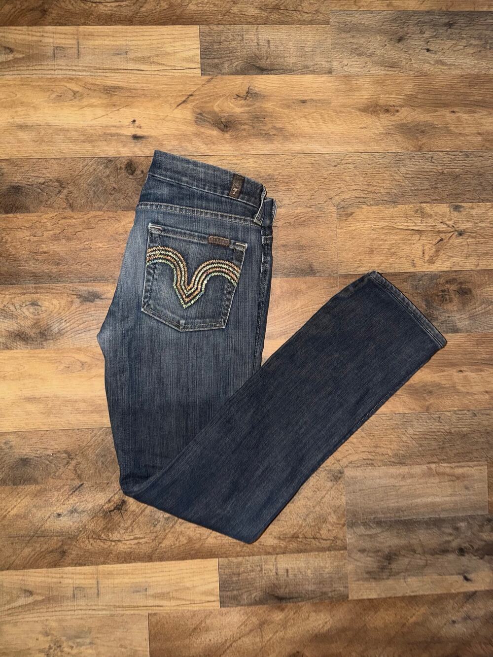 7 for all mankind women’s Kate straight leg blue jeans embroidered back pockets